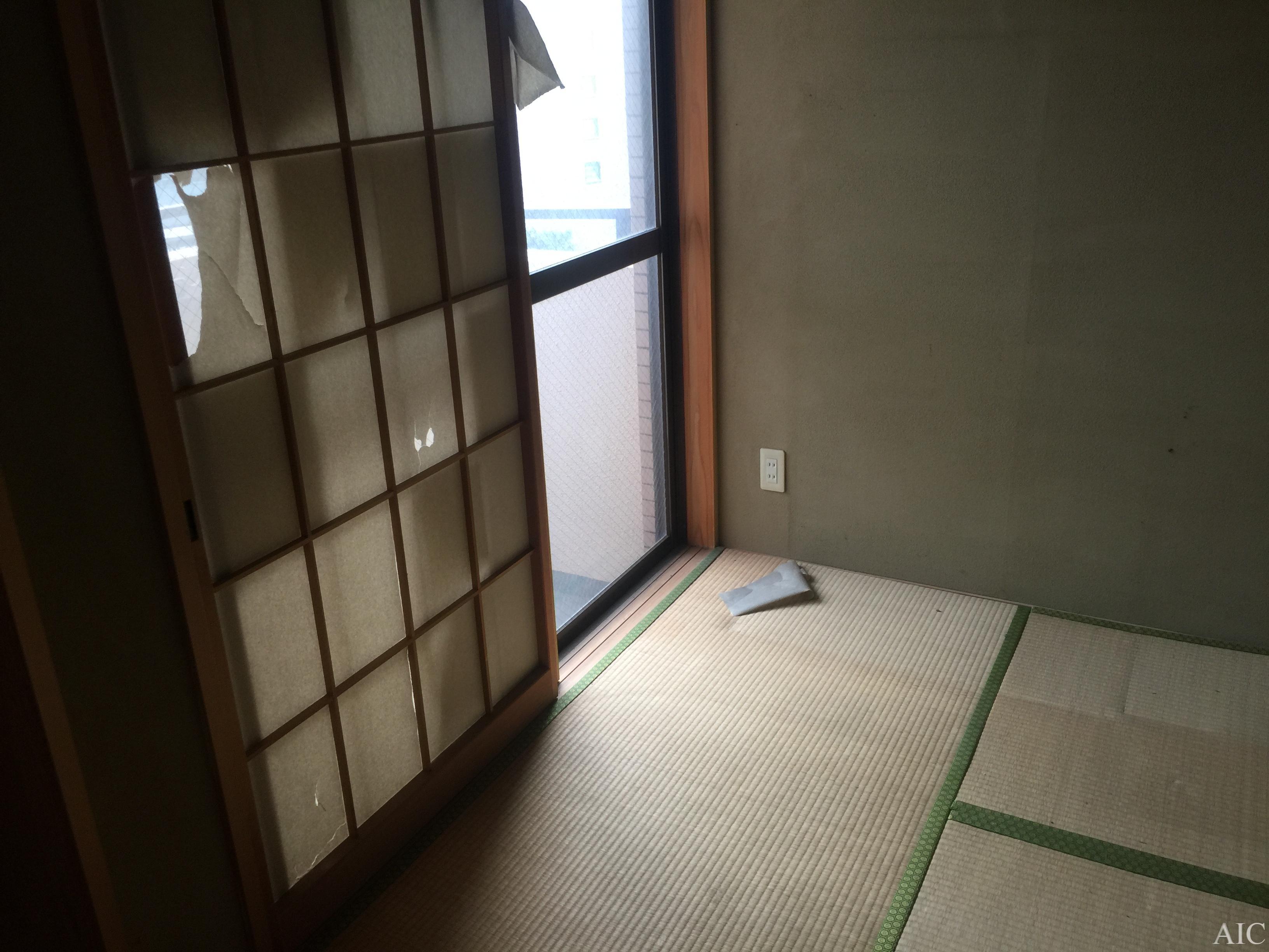 寝室 Before