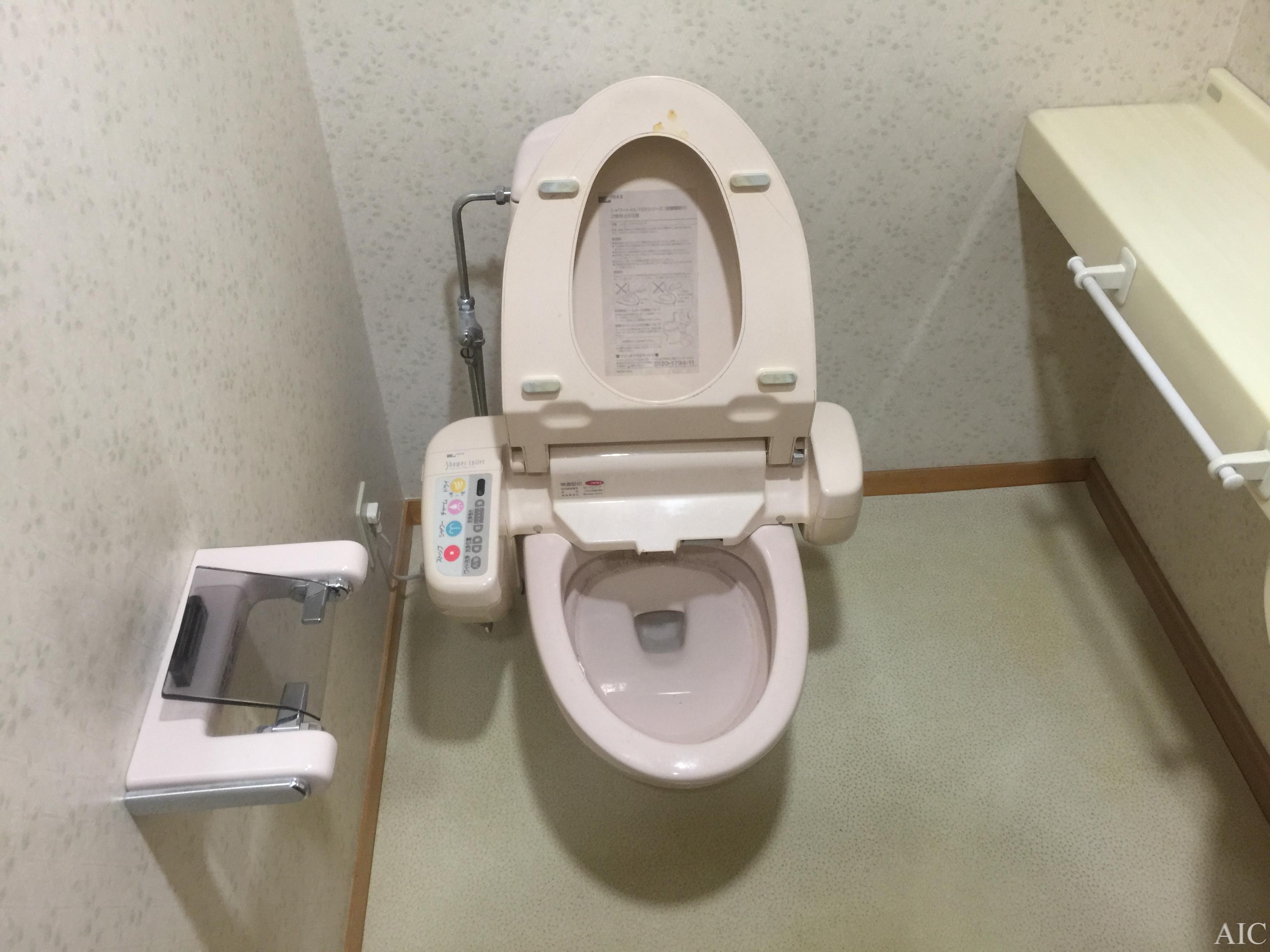 トイレ Before