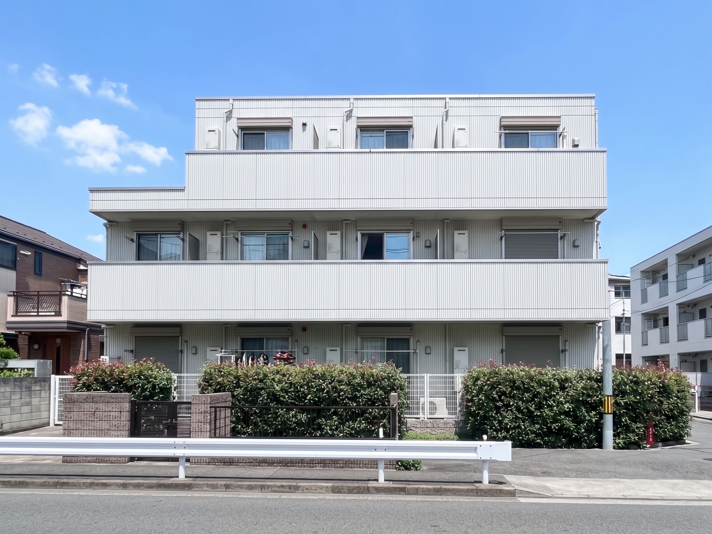 LINE ALBUM　ブラウフォルス